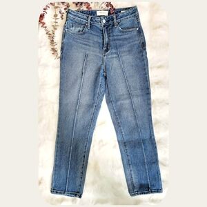 🕊️ *NWOT* PacSun High Waist Mom Jeans size 25